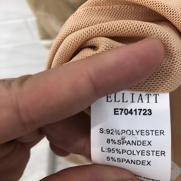 ELLIATT Thrill Strappy Velvet Dress - Picture 7 of 8